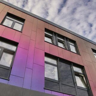ROCKPANEL® Chameleon 8 mm - Façade à effet irisé